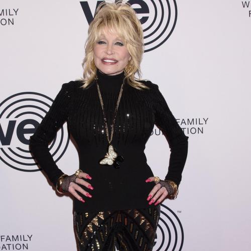 Dolly Parton Pens Christmas Themed Children's Book