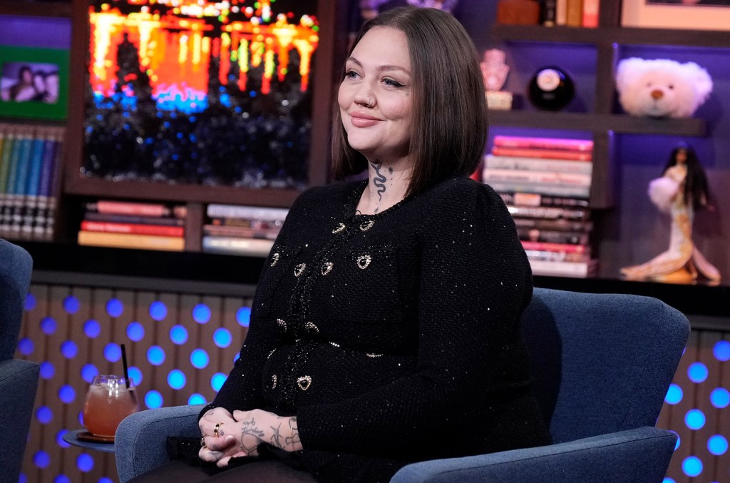 Elle King Says She & Dad Rob Schneider ‘haven’t Spoken’