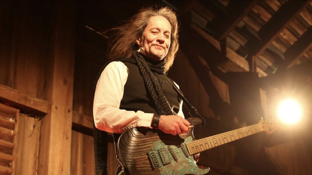 Former Ozzy Osbourne Guitarist Jake E. Lee “doing Surprisingly Well”