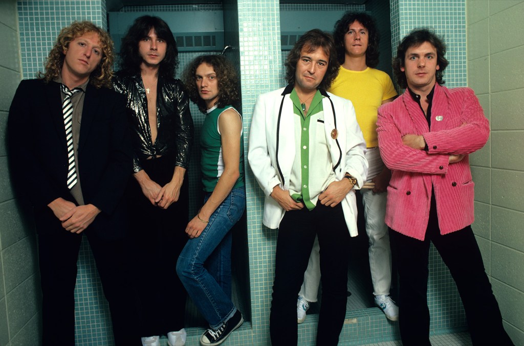 Here's Why Foreigner's Mick Jones And Dennis Elliott Won't Be