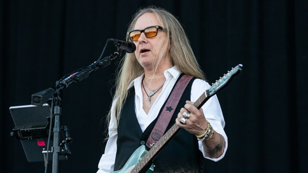 Jerry Cantrell Announces 2025 North American Tour