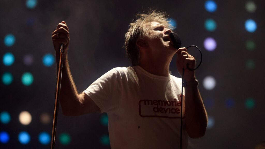 Lcd Soundsystem Release New Single ‘x Ray Eyes’ — But Only