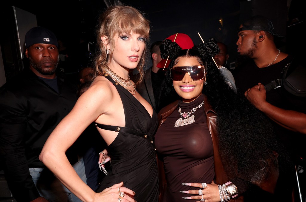 Nicki Minaj Calls Taylor Swift 'sag Queen' In Social Media