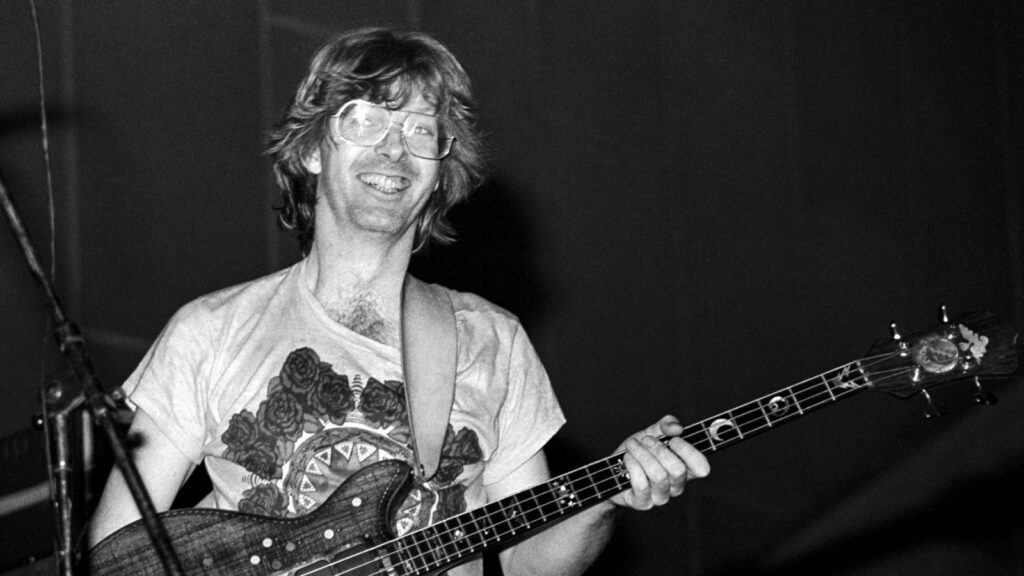 Phil Lesh, Grateful Dead Co Founder And Bassist, Dead At 84