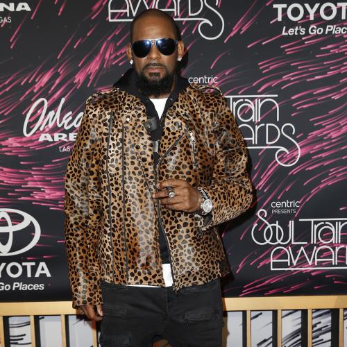 R Kelly's Daughter Accuses Singer Of Sexually Abusing Her