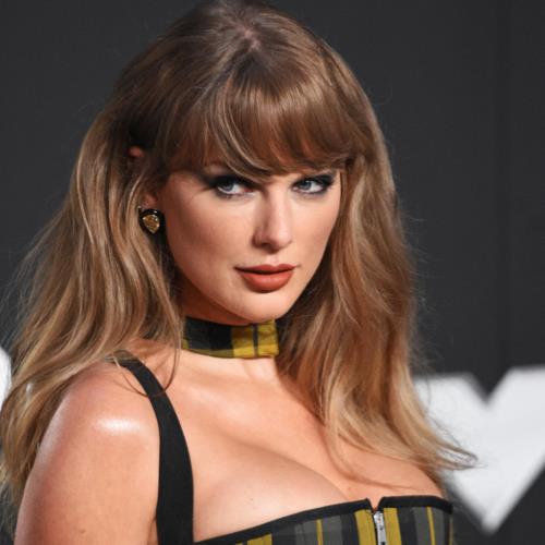 Taylor Swift Donates $5m To Hurricane Relief Efforts