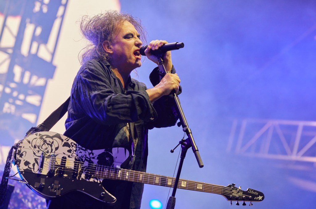 The Cure's Robert Smith Calls Ticketmaster's Dynamic Pricing Model 'scam'