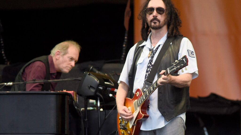 Rewrite This Title Tom Petty And The Heartbreakers Guitarist Mike.jpg