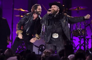 Thomas Rhett and Teddy swim