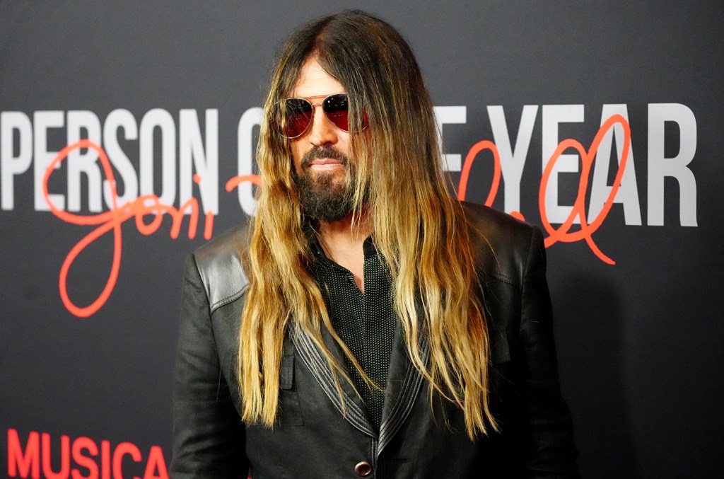 Billy Ray Cyrus Questions Beyoncé's Lack Of Cma Nominations: 'her