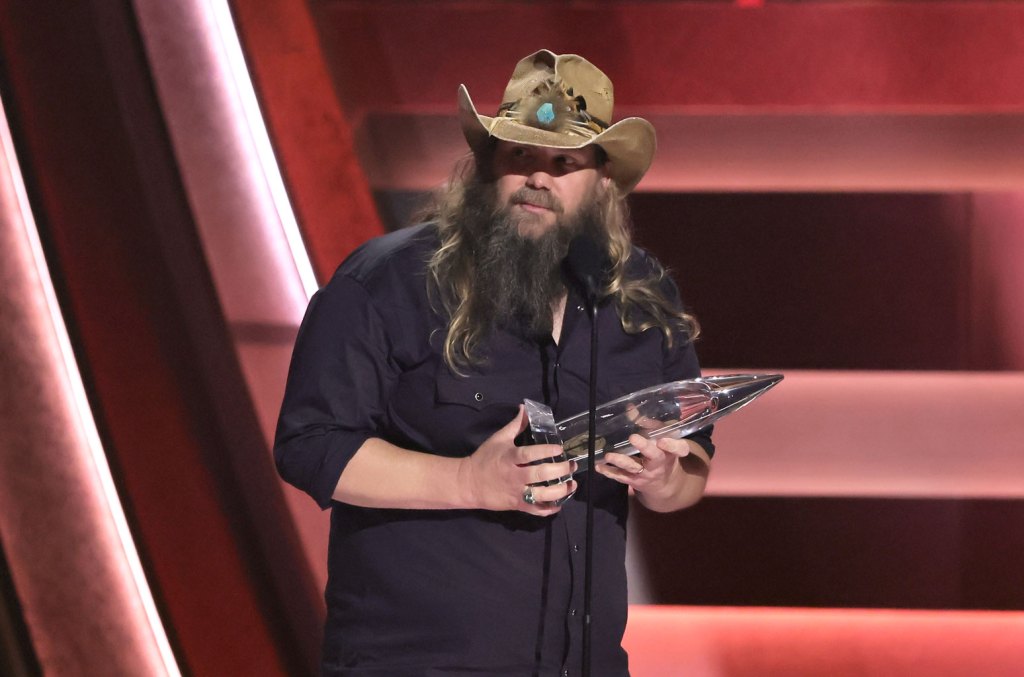 Chris Stapleton Dominates 2024 Cma Awards With 3 Wins As