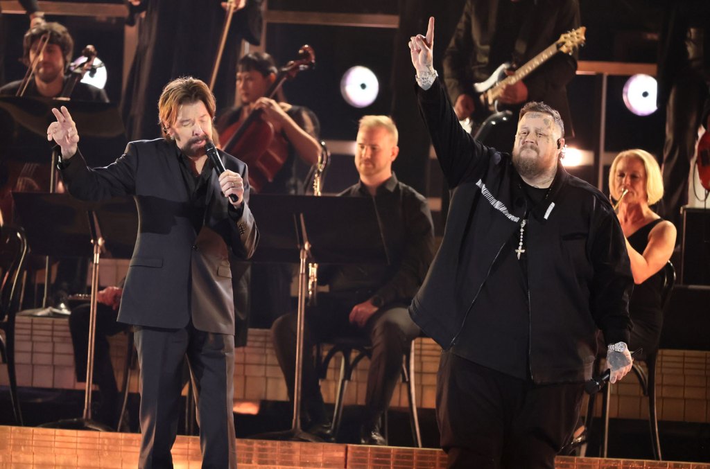 Jelly Roll, Brooks & Dunn Take 2024 Cma Awards To