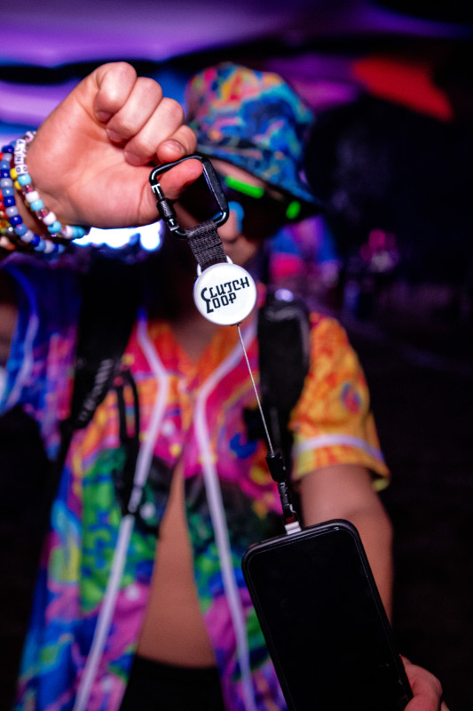 Lost Your Phone At A Music Festival? This Anti Theft Strap