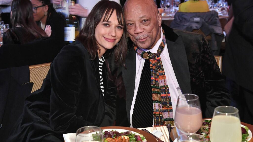 Rashida Jones Honors Father Quincy Jones: ‘he Was Love’