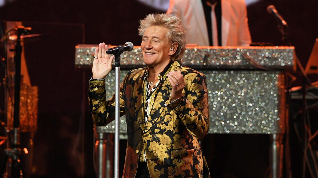 Rod Stewart Announces North American Tour In 2025