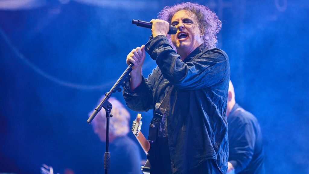 See The Cure Perform ‘songs Of A Lost World’ In