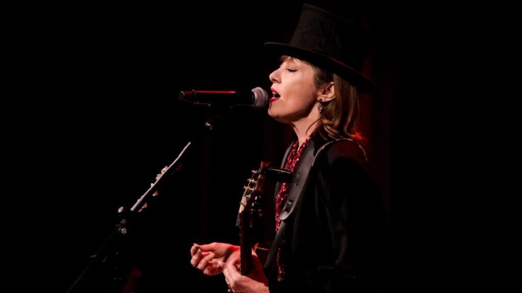 Suzanne Vega On New York “rats”, Fontaines Dc And Her