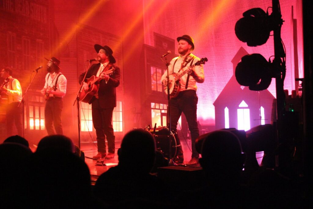 The Southern Dead / Henry Wagon Live On College Street