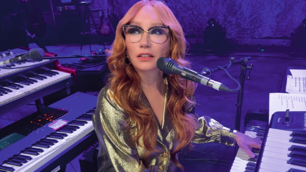 Tori Amos Announces New Live Album Diving Deep Live