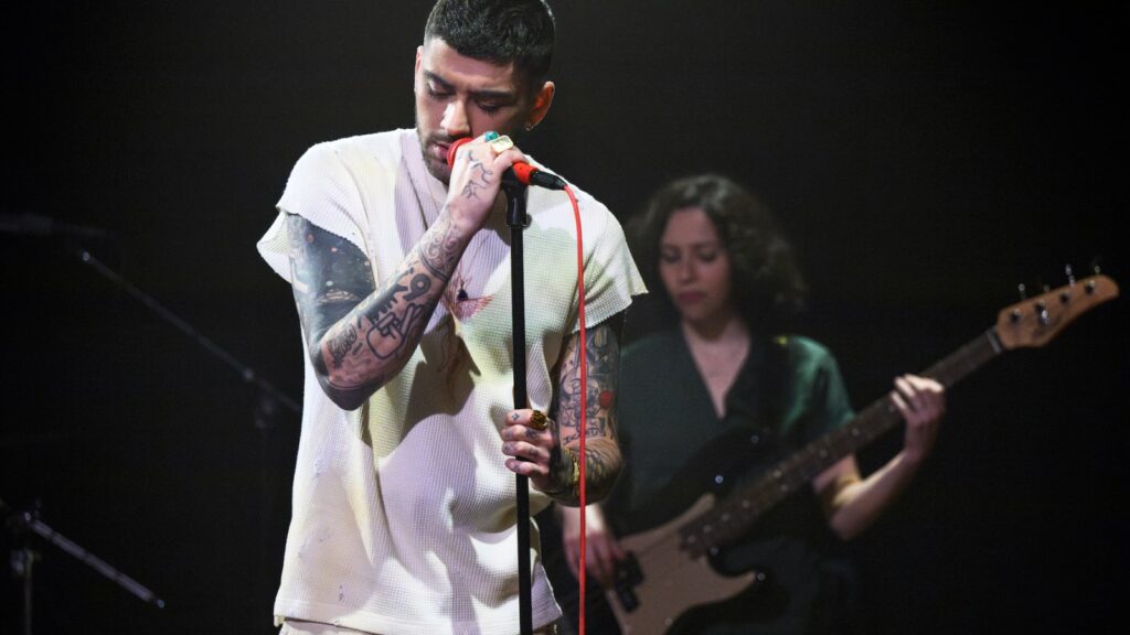 Zayn Malik Postpones Start Of ‘stairway To The Sky’ Tour’s