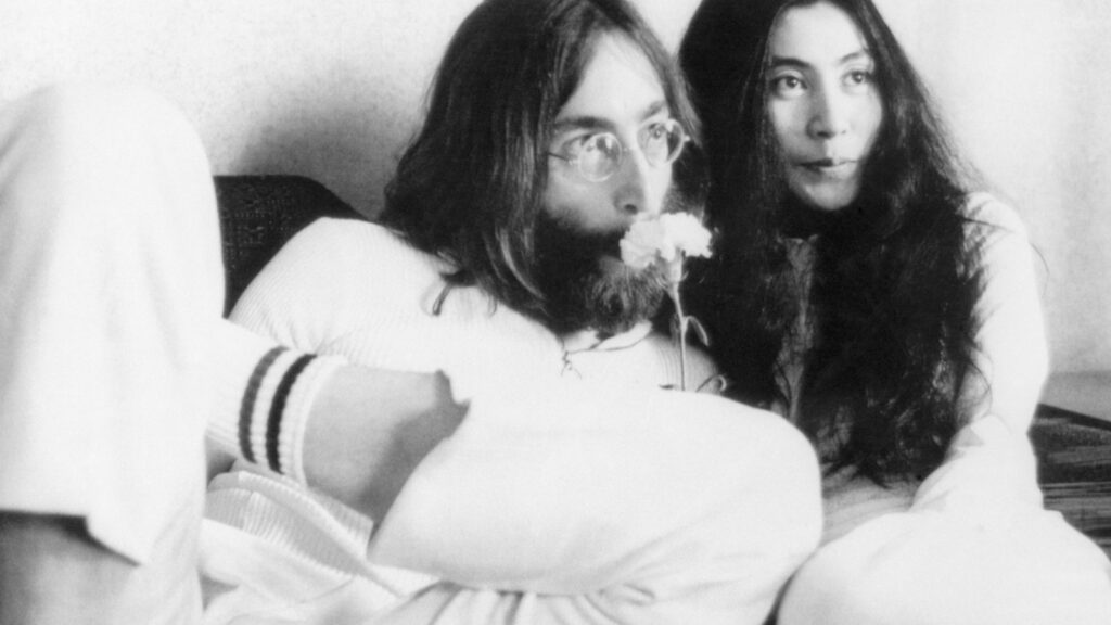 Sean Lennon Says Yoko Ono ‘never Has Moved On’ From